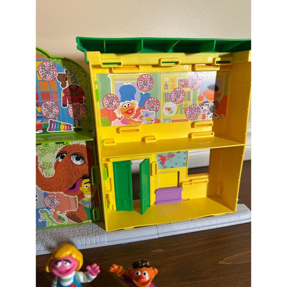 Sesame Street Neighborhood Playset 123 Building Figures Cookie Monster Ernie - Picture 8 of 8